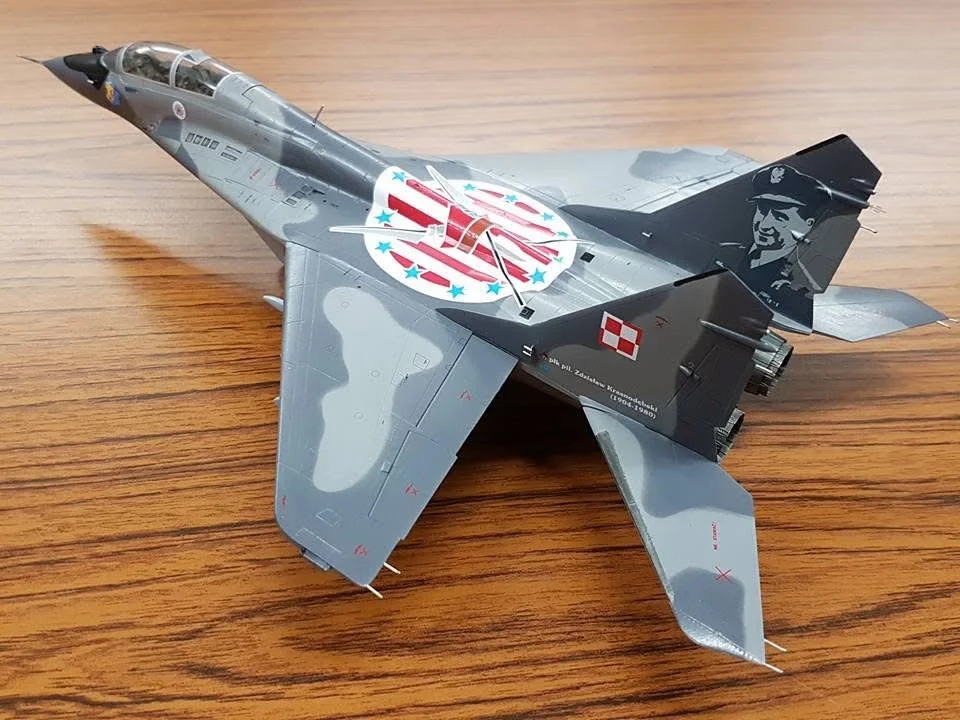 Academy MiG-29UB