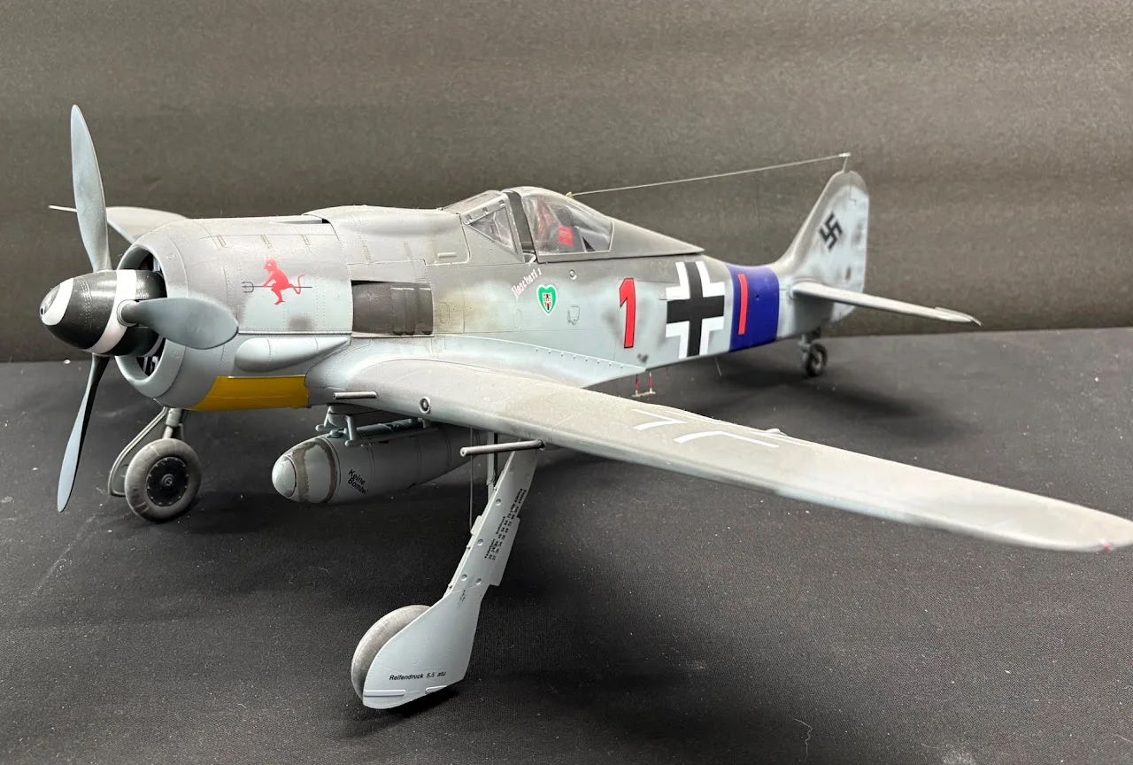 HobbyBoss FW-190A8 “Red 1”